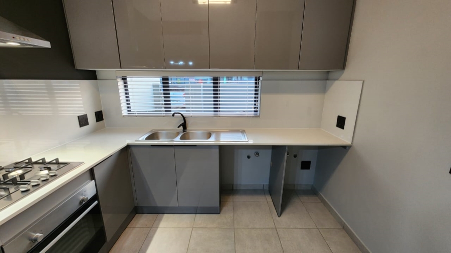 To Let 3 Bedroom Property for Rent in Waterval East North West